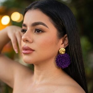 Aretes artesanales Palma de Iraca modelo Amatista - AMUI Accesorios