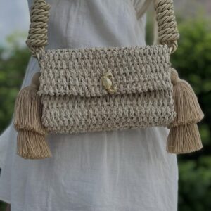 Bolso borlas beige